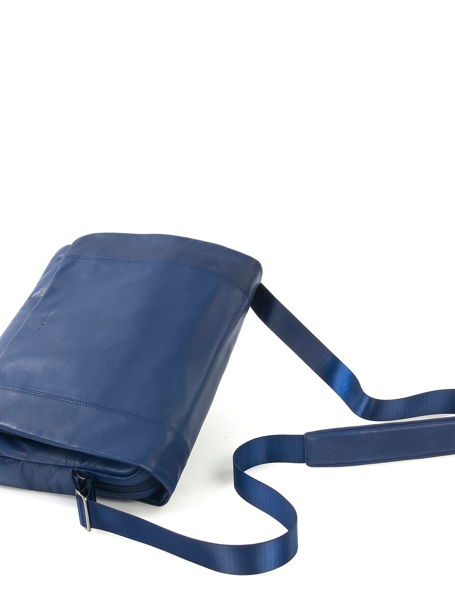 Borsa a tracolla unisex vera pelle Casual BMOP15-Blu Tucano