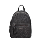Zainetto donna realizzato in tessuto jacquard, dotato di scomparto principale con chiusura con cerniera, tasca frontale con cerniera, spallacci regolabili. 25,5x32,5x13 cm