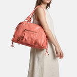 Borsa a Spalla in Genuine Printed Suede Leather Salmone
