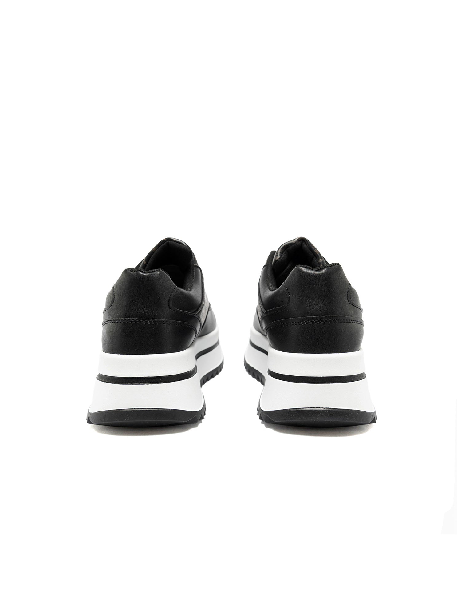 Sneakers in Pelle Vegana Nero
