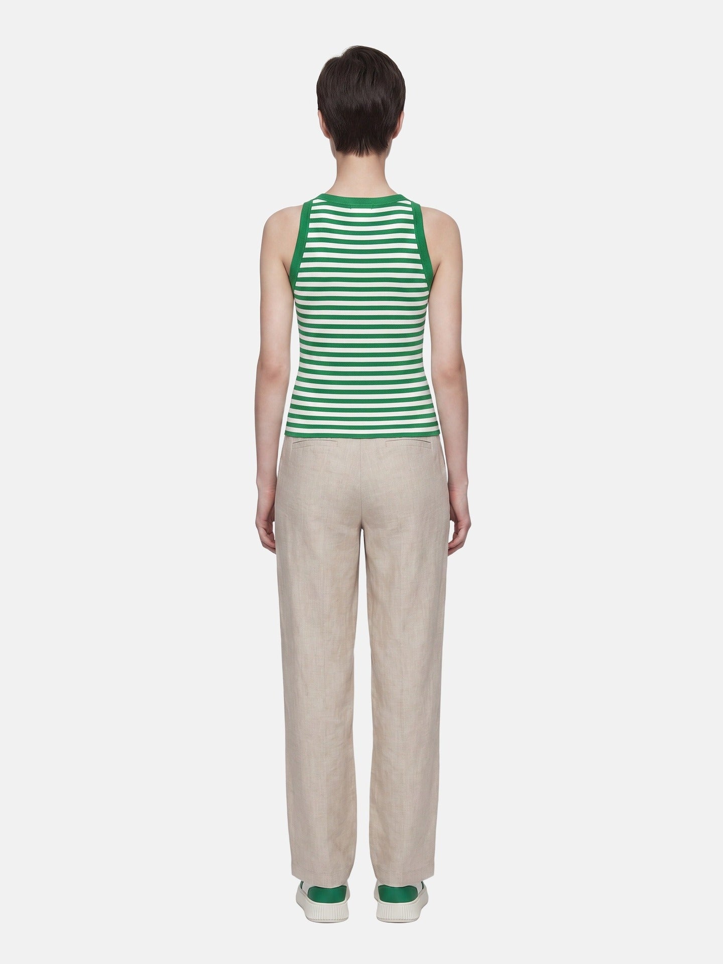 Top in 63% Viscosa 37% Poliammide Verde