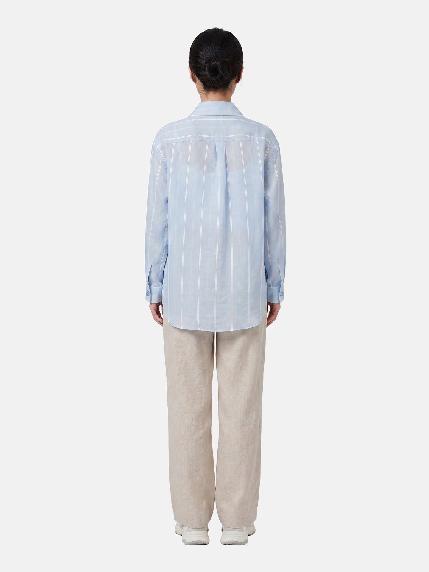 Blusa in 70% Tencel 20% Poliammide 10% Poliester Blu