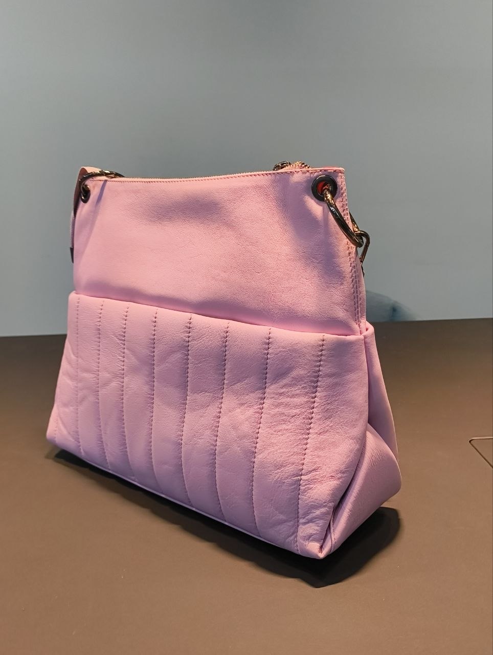 Borsa a Spalla in Sauvage Leather Lilla