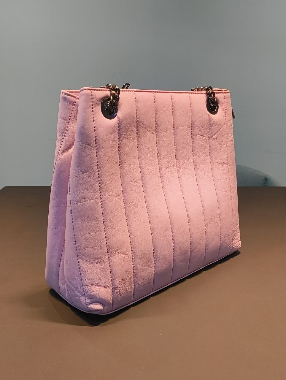 Borsa a Spalla in Sauvage Leather Lilla
