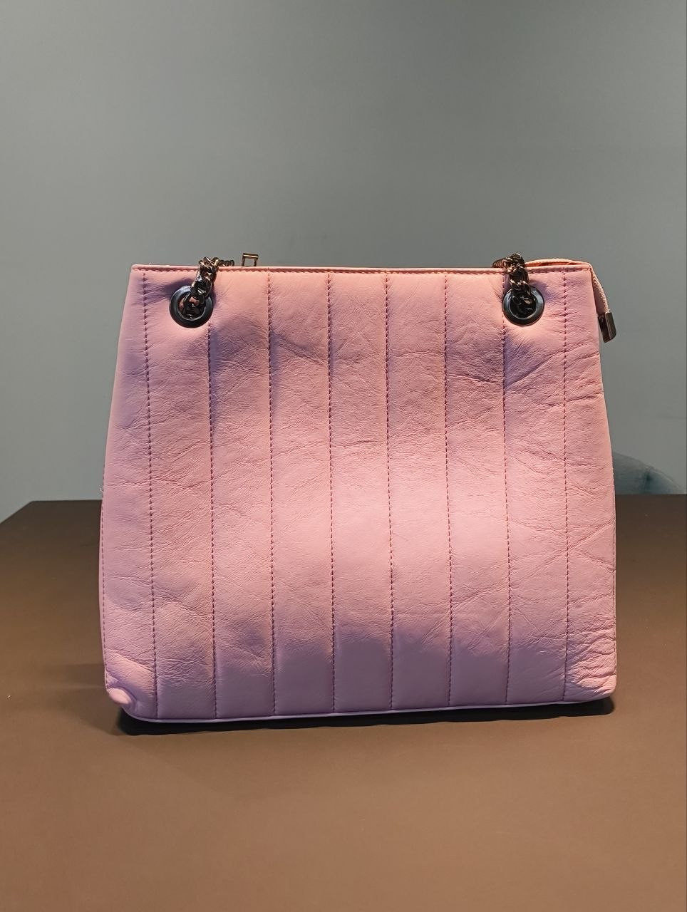 Borsa a Spalla in Sauvage Leather Lilla