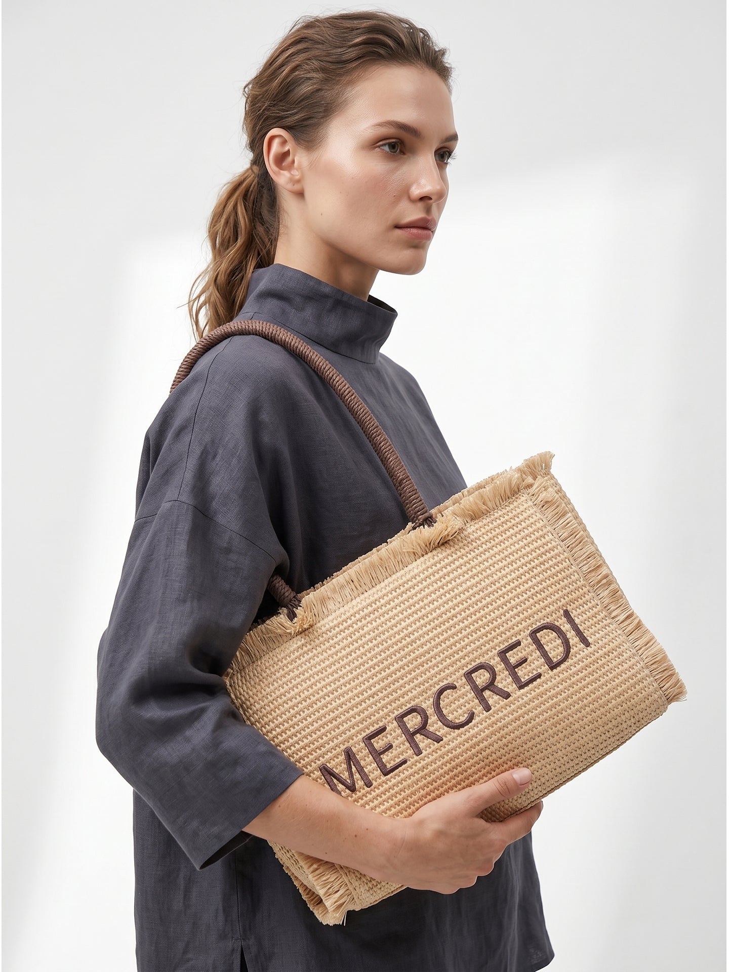 Borsa a Mano in Woven Straw Marrone