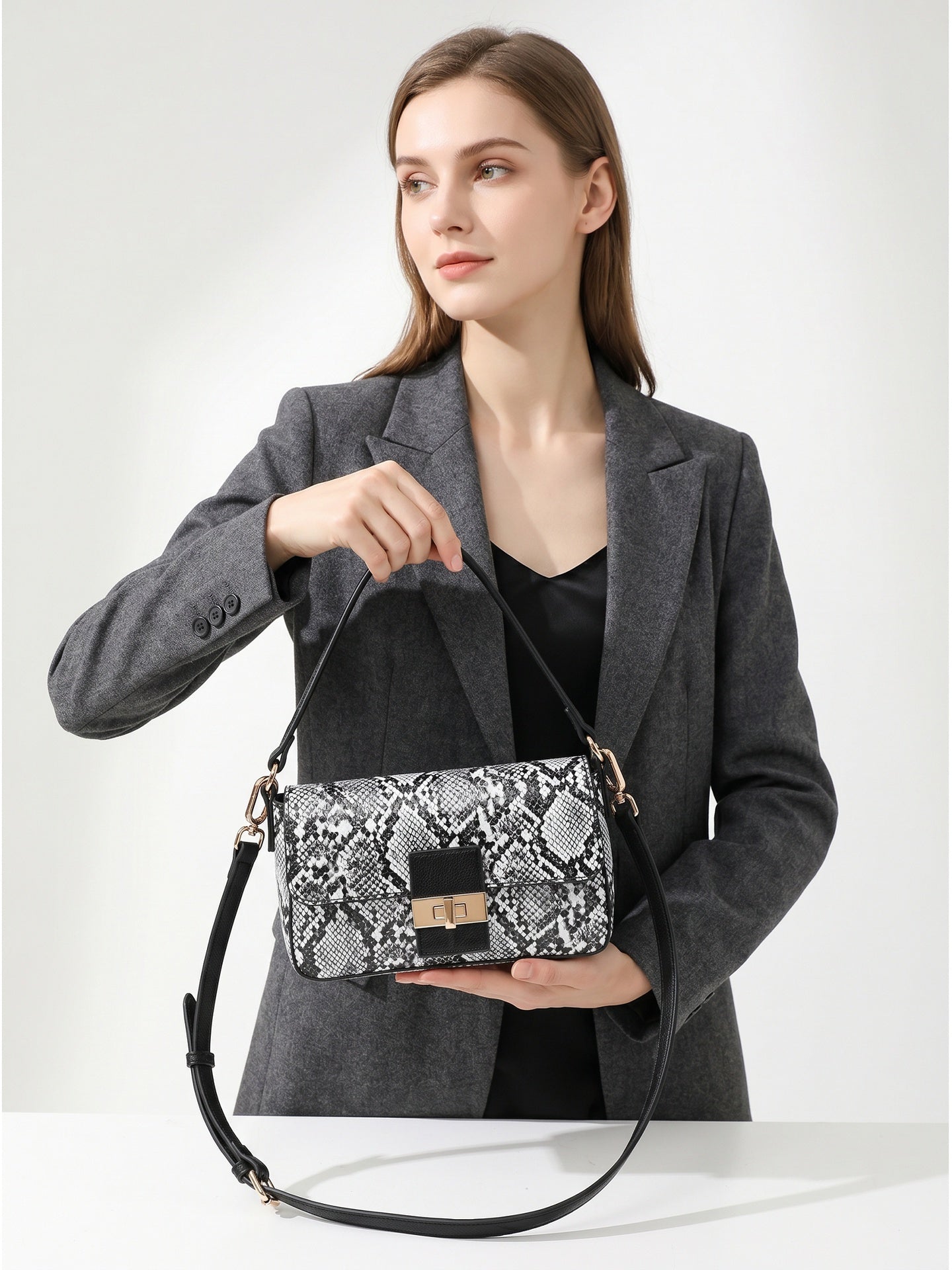 Pochette in Pelle Vegana Nero