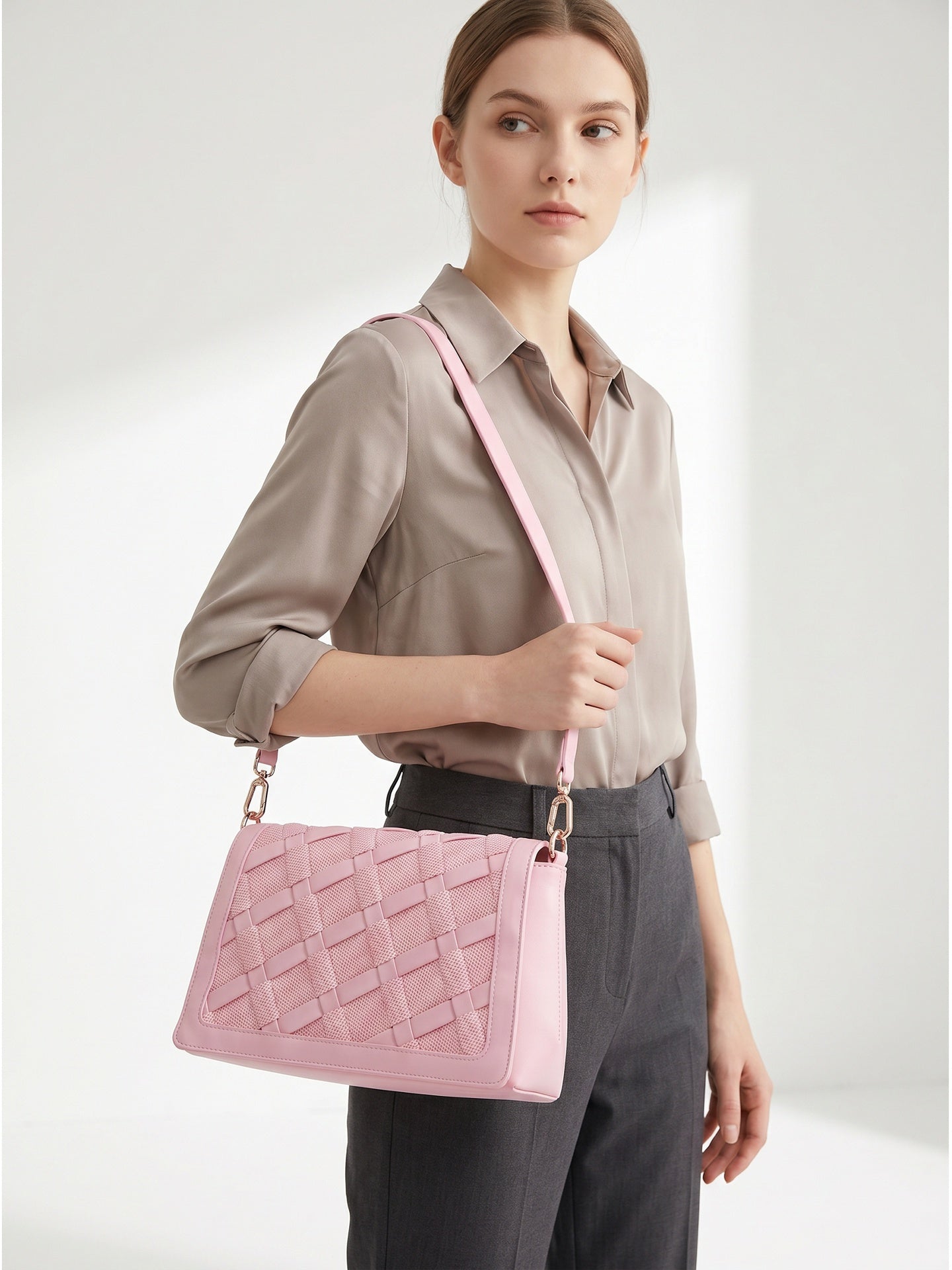Borsa a Spalla in Pelle Vegana Rosa