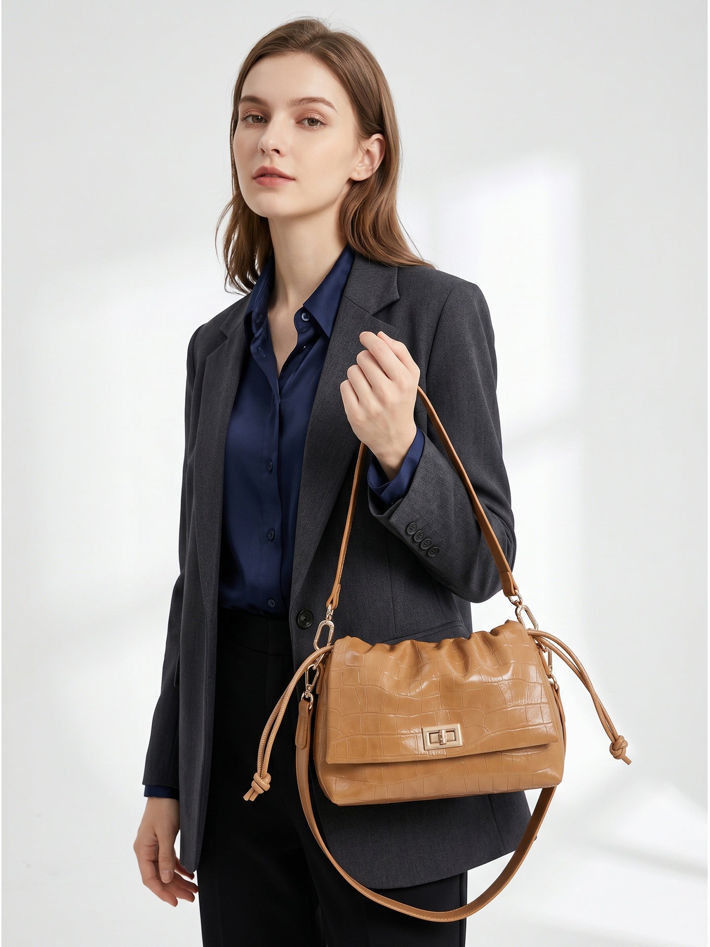 Borsa a Spalla in Pelle Vegana Marrone