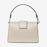 Kourtney M Rh Borsa a spalla
