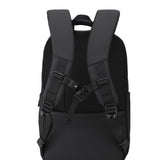 Mochila unisex Astria Prime en poliéster negro.