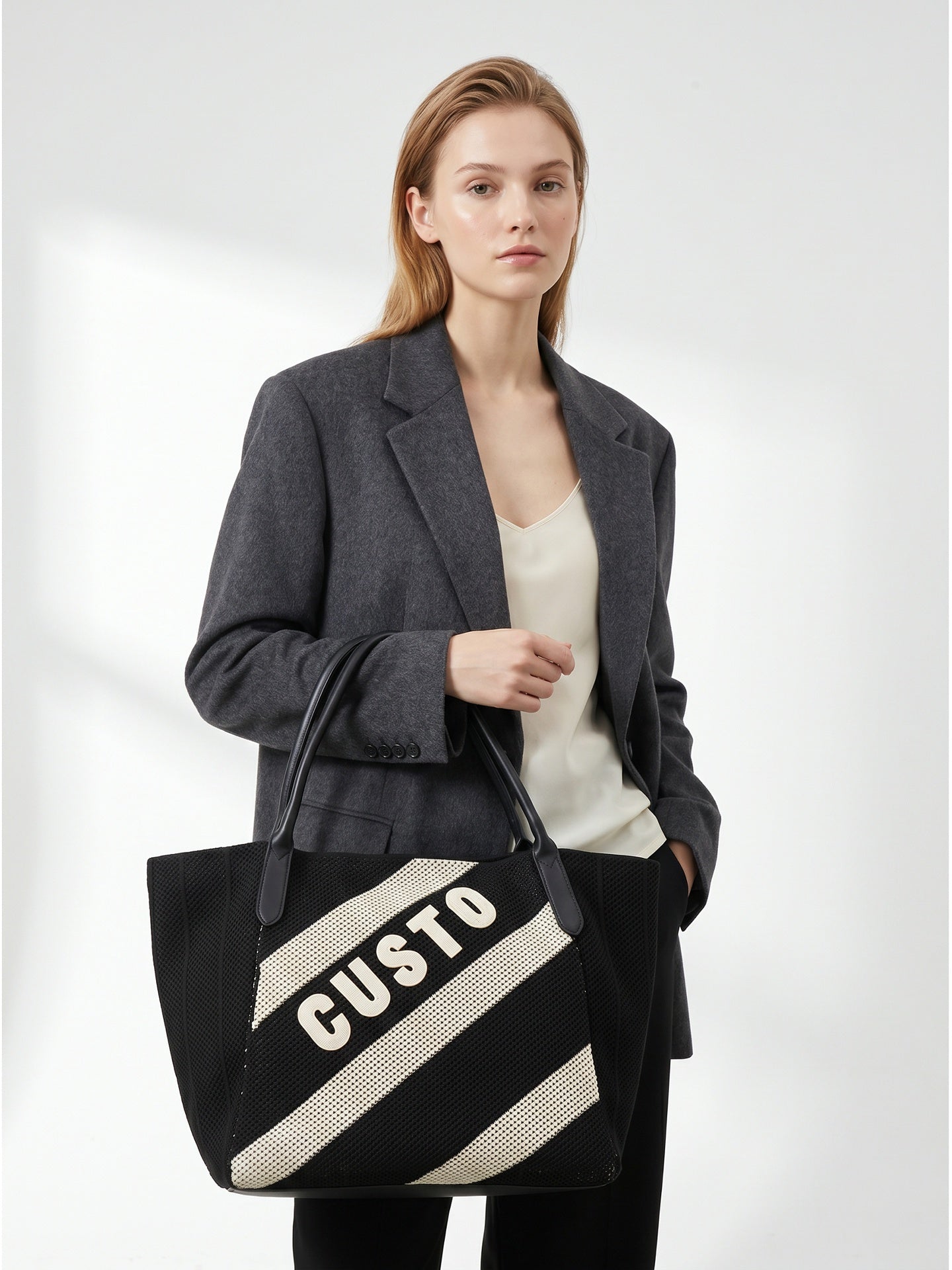 Borsa a Mano in Pelle Vegana Nero