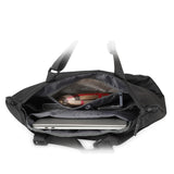 Mochila negra de poliéster
