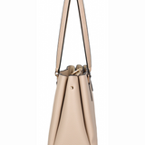 Schultertasche aus taupefarbenem veganem Leder