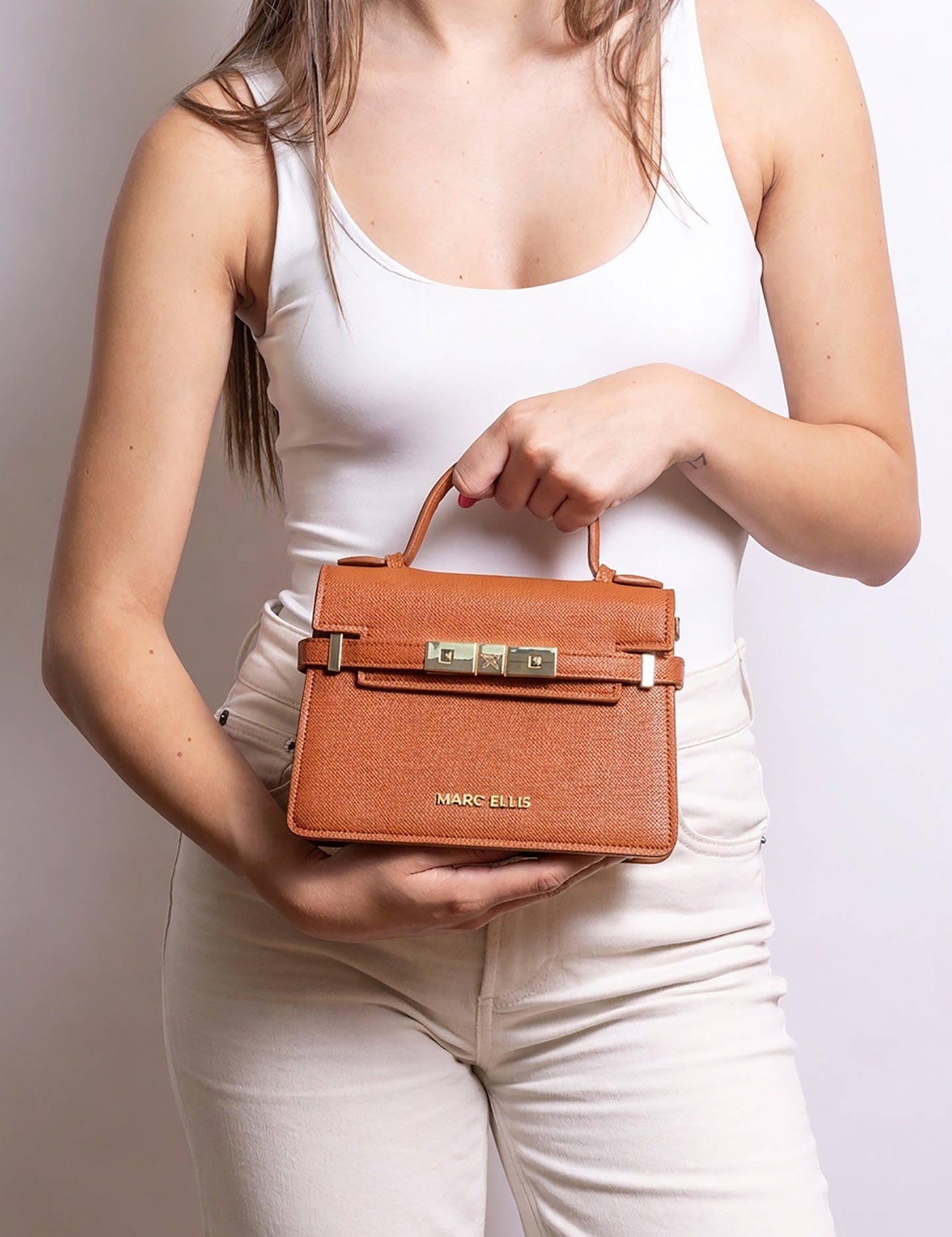 Around S 26 Borsa a mano