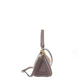 Schultertasche aus taupefarbenem Echtleder